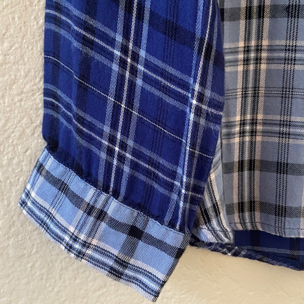 Women's Life Style Mixed Blue Plaid Button-Down Shirt, size XL - Picture 3 of 13